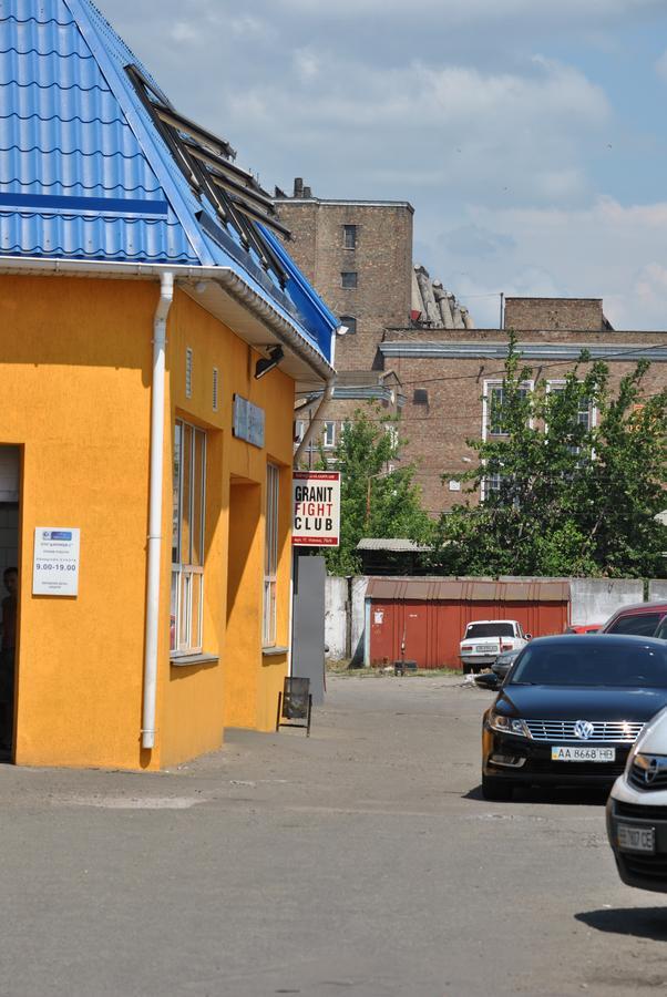 Hostel Darnitsa1 Kyjev Exteriér fotografie